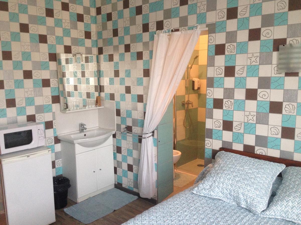 Hotel Les Violettes Тулуза Екстериор снимка